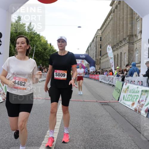 06.09.2026 - CURREX Alsterlauf Yannick Fuchs http://msf.ph/oto/10225081 06.09.2026 10:12:46 Ziel 2193, 2219, 2750, 2942, 3139, 3162, 4302, 4482, 4825, 5369, 5809, 8091, 8227 meine-sportfotos.de