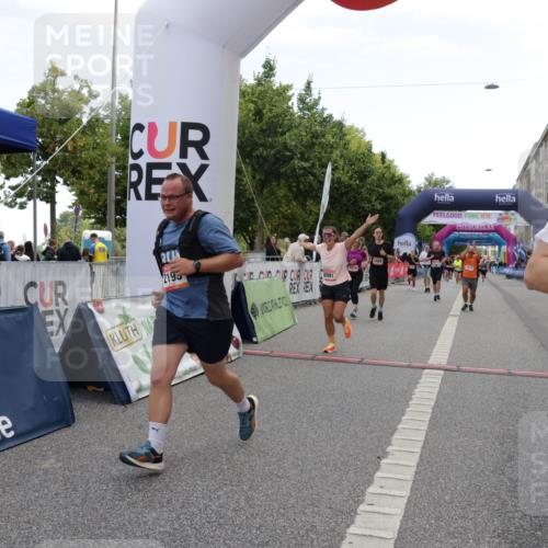 06.09.2026 - CURREX Alsterlauf Yannick Fuchs http://msf.ph/oto/10225104 06.09.2026 10:12:51 Ziel 2193, 2219, 2678, 2942, 4482, 4825, 5009, 5010, 6235, 8091 meine-sportfotos.de