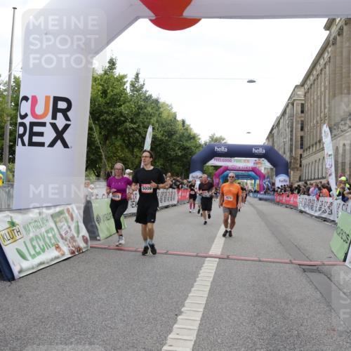 06.09.2026 - CURREX Alsterlauf Yannick Fuchs http://msf.ph/oto/10225114 06.09.2026 10:12:53 Ziel 2193, 2493, 2678, 2942, 4825, 5009, 5010, 5335, 6235, 8091 meine-sportfotos.de