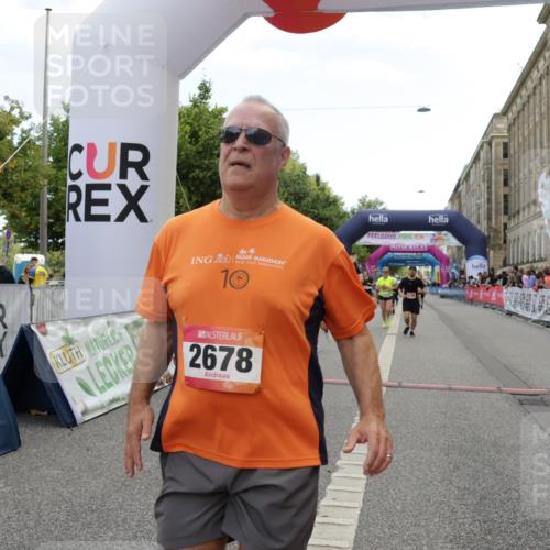 06.09.2026 - CURREX Alsterlauf Yannick Fuchs http://msf.ph/oto/10225129 06.09.2026 10:12:56 Ziel 2193, 2493, 2678, 2725, 2942, 5009, 5010, 5335, 5601, 6235, 8091, 8186 meine-sportfotos.de
