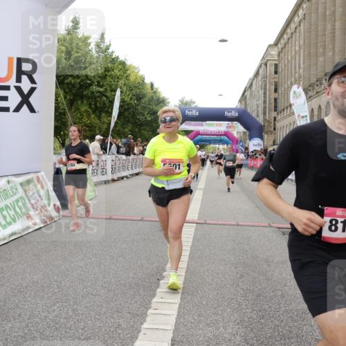06.09.2026 - CURREX Alsterlauf Yannick Fuchs http://msf.ph/oto/10225150 06.09.2026 10:13:02 Ziel 2073, 2285, 2493, 2588, 2595, 2725, 3891, 3901, 4035, 4103, 5162, 5335, 5601, 6235, 8186 meine-sportfotos.de