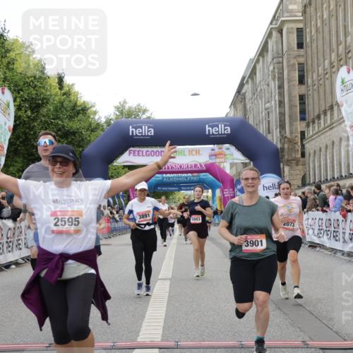 06.09.2026 - CURREX Alsterlauf Yannick Fuchs http://msf.ph/oto/10225161 06.09.2026 10:13:04 Ziel 2073, 2285, 2493, 2588, 2595, 2725, 2824, 3891, 3901, 4035, 4103, 5162, 5335, 5601, 5943, 8186 meine-sportfotos.de