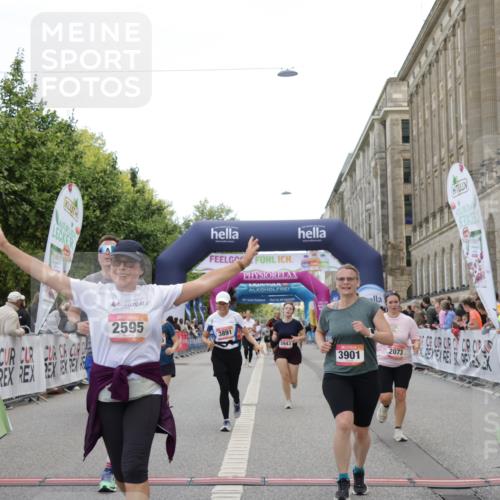 06.09.2026 - CURREX Alsterlauf Yannick Fuchs http://msf.ph/oto/10225162 06.09.2026 10:13:05 Ziel 2073, 2285, 2493, 2588, 2595, 2725, 2824, 3891, 3901, 4035, 4103, 5162, 5601, 5943, 8186 meine-sportfotos.de