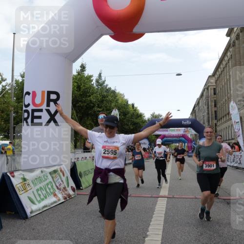 06.09.2026 - CURREX Alsterlauf Yannick Fuchs http://msf.ph/oto/10225165 06.09.2026 10:13:05 Ziel 2073, 2285, 2493, 2588, 2595, 2725, 2824, 3891, 3901, 4035, 4103, 5162, 5601, 5943, 8186 meine-sportfotos.de