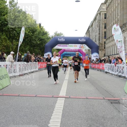 06.09.2026 - CURREX Alsterlauf Yannick Fuchs http://msf.ph/oto/10225186 06.09.2026 10:13:11 Ziel 2073, 2285, 2595, 2822, 2824, 3891, 3901, 4035, 4103, 5943, 6478, 8130, 8313 meine-sportfotos.de