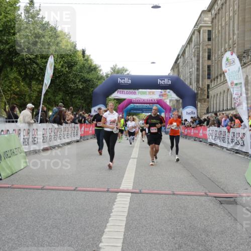 06.09.2026 - CURREX Alsterlauf Yannick Fuchs http://msf.ph/oto/10225187 06.09.2026 10:13:11 Ziel 2073, 2285, 2595, 2822, 2824, 3891, 3901, 4035, 4103, 5943, 6478, 8130, 8313 meine-sportfotos.de