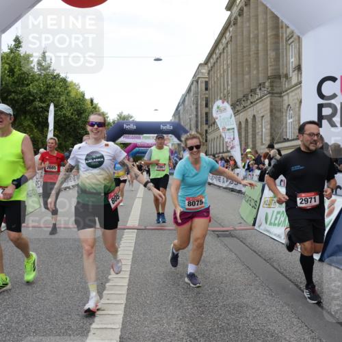 06.09.2026 - CURREX Alsterlauf Yannick Fuchs http://msf.ph/oto/10225227 06.09.2026 10:13:20 Ziel 2178, 2215, 2218, 2685, 2822, 2929, 2967, 2971, 3342, 3434, 3438, 3516, 5371, 5372, 6297, 6298, 6402, 6478, 8059, 8075, 8130, 8313 meine-sportfotos.de