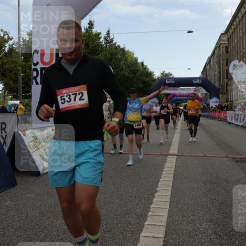 06.09.2026 - CURREX Alsterlauf Yannick Fuchs http://msf.ph/oto/10225238 06.09.2026 10:13:23 Ziel 2178, 2215, 2218, 2685, 2929, 2967, 2971, 3114, 3342, 3434, 3438, 3516, 3859, 4150, 5371, 5372, 6297, 6298, 6402, 8026, 8059, 8075 meine-sportfotos.de
