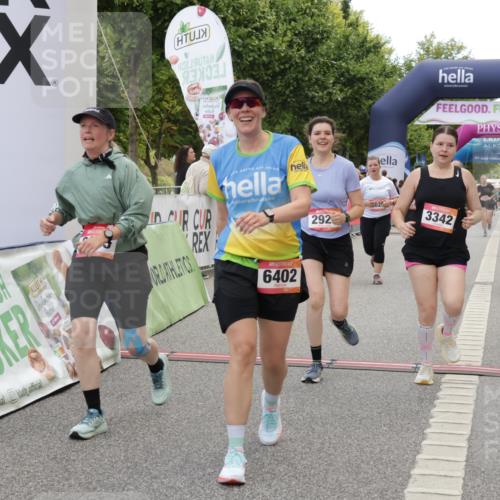 06.09.2026 - CURREX Alsterlauf Yannick Fuchs http://msf.ph/oto/10225239 06.09.2026 10:13:24 Ziel 2178, 2215, 2218, 2601, 2685, 2929, 2967, 2971, 3114, 3342, 3434, 3438, 3516, 3859, 4150, 5371, 5372, 6297, 6298, 6402, 8026, 8059, 8075 meine-sportfotos.de