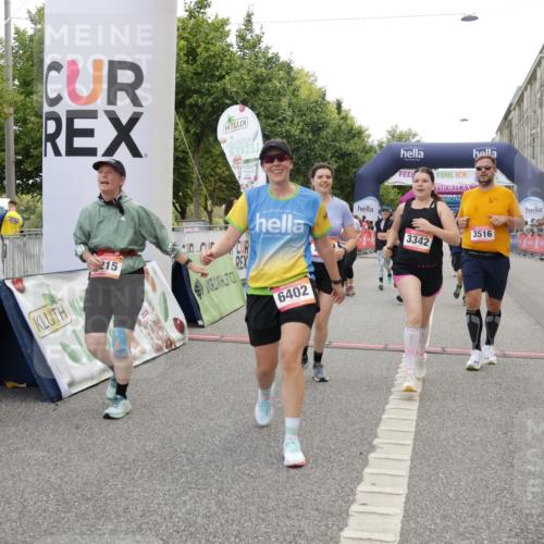 06.09.2026 - CURREX Alsterlauf Yannick Fuchs http://msf.ph/oto/10225242 06.09.2026 10:13:24 Ziel 2178, 2215, 2218, 2601, 2685, 2929, 2967, 2971, 3114, 3342, 3434, 3438, 3516, 3859, 4150, 5371, 5372, 6297, 6298, 6402, 8026, 8059, 8075 meine-sportfotos.de
