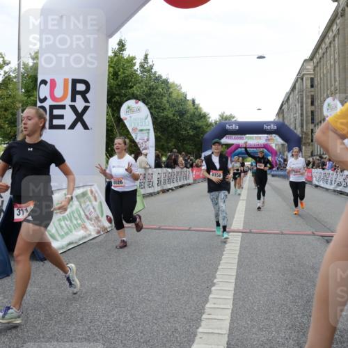 06.09.2026 - CURREX Alsterlauf Yannick Fuchs http://msf.ph/oto/10225253 06.09.2026 10:13:27 Ziel 2215, 2601, 2685, 2929, 2967, 2971, 3061, 3114, 3342, 3516, 3859, 4150, 5371, 5372, 5688, 6297, 6402, 8026 meine-sportfotos.de