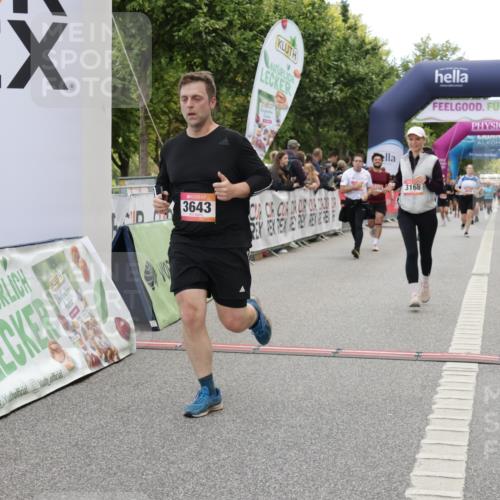 06.09.2026 - CURREX Alsterlauf Yannick Fuchs http://msf.ph/oto/10225276 06.09.2026 10:13:36 Ziel 2596, 2601, 3061, 3168, 3186, 3187, 3467, 3643, 5688, 6348 meine-sportfotos.de