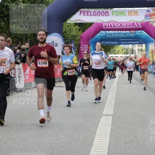 06.09.2026 - CURREX Alsterlauf Yannick Fuchs http://msf.ph/oto/10225286 06.09.2026 10:13:38 Ziel 2596, 3061, 3168, 3186, 3187, 3467, 3643, 5688, 5938, 6348, 6429 meine-sportfotos.de