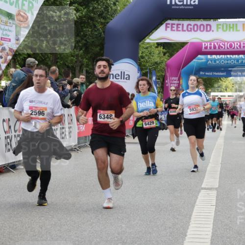 06.09.2026 - CURREX Alsterlauf Yannick Fuchs http://msf.ph/oto/10225287 06.09.2026 10:13:38 Ziel 2596, 3061, 3168, 3186, 3187, 3467, 3643, 5688, 5938, 6348, 6429 meine-sportfotos.de