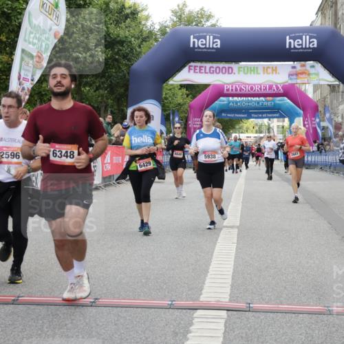 06.09.2026 - CURREX Alsterlauf Yannick Fuchs http://msf.ph/oto/10225295 06.09.2026 10:13:40 Ziel 2596, 2941, 3168, 3186, 3187, 3467, 3643, 4416, 5938, 6348, 6429, 8040 meine-sportfotos.de