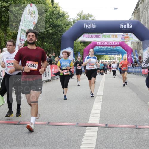 06.09.2026 - CURREX Alsterlauf Yannick Fuchs http://msf.ph/oto/10225296 06.09.2026 10:13:40 Ziel 2596, 2941, 3168, 3186, 3187, 3467, 3643, 4416, 5938, 6348, 6429, 8040 meine-sportfotos.de