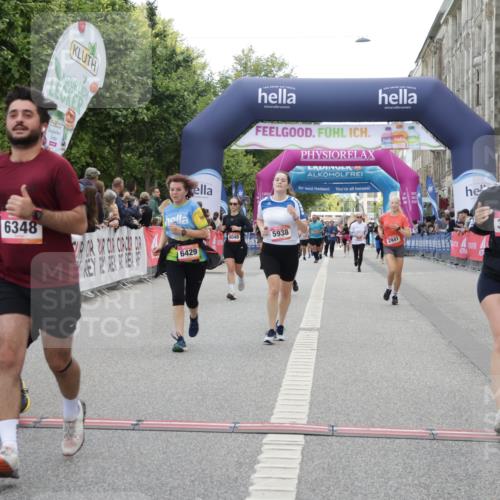 06.09.2026 - CURREX Alsterlauf Yannick Fuchs http://msf.ph/oto/10225298 06.09.2026 10:13:40 Ziel 2596, 2941, 3168, 3186, 3187, 3467, 3643, 4416, 5938, 6348, 6429, 8040 meine-sportfotos.de