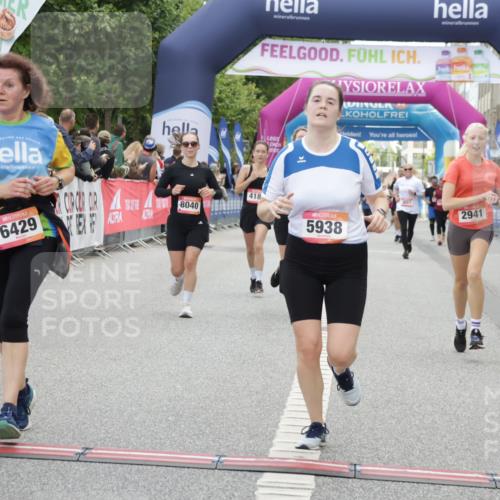 06.09.2026 - CURREX Alsterlauf Yannick Fuchs http://msf.ph/oto/10225302 06.09.2026 10:13:42 Ziel 2596, 2941, 3168, 3467, 3643, 4184, 4416, 5938, 6348, 6429, 8040 meine-sportfotos.de