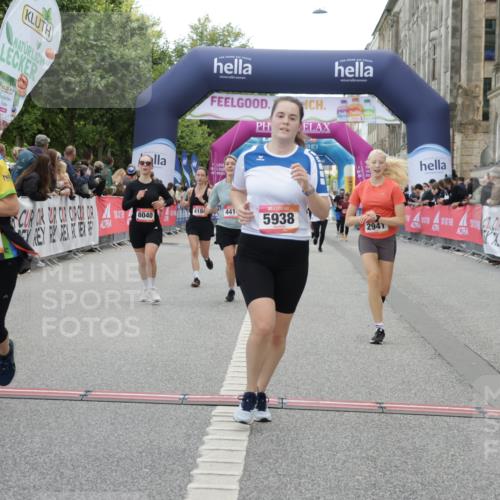 06.09.2026 - CURREX Alsterlauf Yannick Fuchs http://msf.ph/oto/10225305 06.09.2026 10:13:43 Ziel 2596, 2941, 3168, 3467, 3643, 4184, 4416, 5938, 6348, 6429, 8040 meine-sportfotos.de