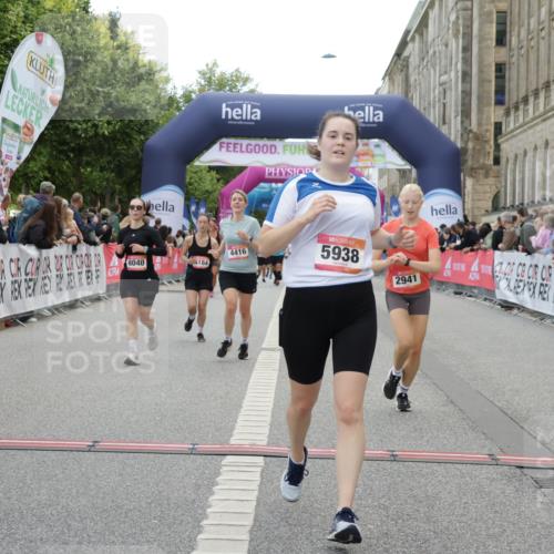 06.09.2026 - CURREX Alsterlauf Yannick Fuchs http://msf.ph/oto/10225306 06.09.2026 10:13:43 Ziel 2596, 2941, 3168, 3467, 3643, 4184, 4416, 5938, 6348, 6429, 8040 meine-sportfotos.de