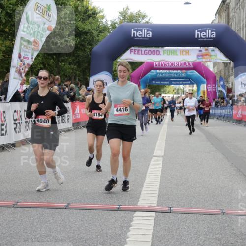 06.09.2026 - CURREX Alsterlauf Yannick Fuchs http://msf.ph/oto/10225311 06.09.2026 10:13:45 Ziel 2596, 2941, 3467, 3558, 4184, 4416, 5843, 5938, 6348, 6429, 8040 meine-sportfotos.de