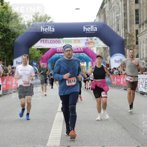 06.09.2026 - CURREX Alsterlauf Yannick Fuchs http://msf.ph/oto/10225344 06.09.2026 10:13:59 Ziel 2555, 2560, 2818, 3017, 3510, 3796, 4398, 4595, 4596, 4981, 5438, 5440, 5715, 6095, 6096, 6289 meine-sportfotos.de