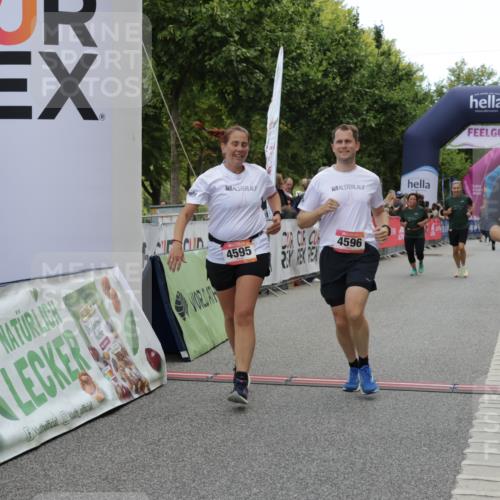 06.09.2026 - CURREX Alsterlauf Yannick Fuchs http://msf.ph/oto/10225353 06.09.2026 10:14:01 Ziel 2555, 2560, 2818, 3510, 3796, 4398, 4595, 4596, 4981, 5438, 5440, 5715, 6095, 6096, 6289 meine-sportfotos.de