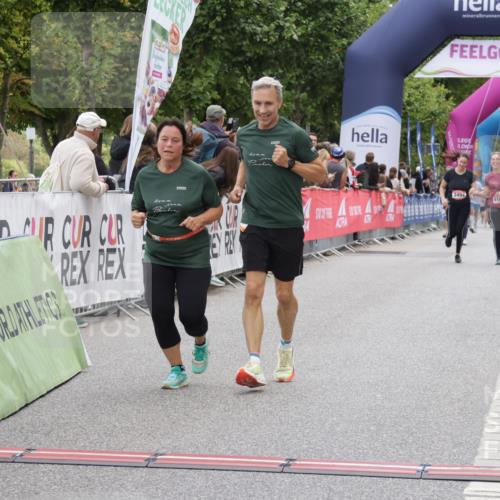06.09.2026 - CURREX Alsterlauf Yannick Fuchs http://msf.ph/oto/10225362 06.09.2026 10:14:05 Ziel 2866, 2867, 3510, 3992, 3993, 4253, 4398, 4595, 4596, 4981, 5715, 6289 meine-sportfotos.de