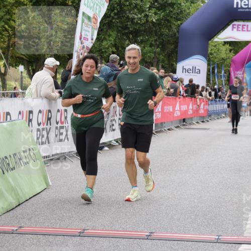 06.09.2026 - CURREX Alsterlauf Yannick Fuchs http://msf.ph/oto/10225363 06.09.2026 10:14:06 Ziel 2866, 2867, 3494, 3510, 3992, 3993, 4253, 4398, 4595, 4596, 4981, 5715, 6289 meine-sportfotos.de