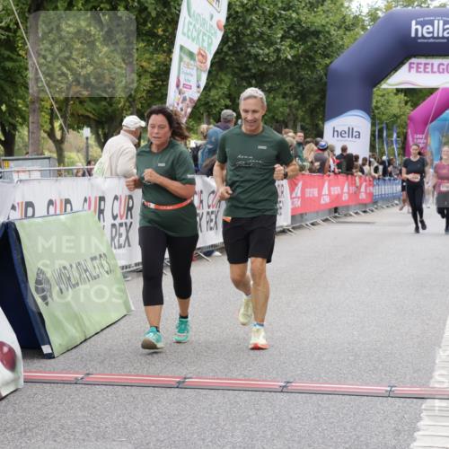 06.09.2026 - CURREX Alsterlauf Yannick Fuchs http://msf.ph/oto/10225365 06.09.2026 10:14:06 Ziel 2866, 2867, 3494, 3510, 3992, 3993, 4253, 4398, 4595, 4596, 4981, 5715, 6289 meine-sportfotos.de