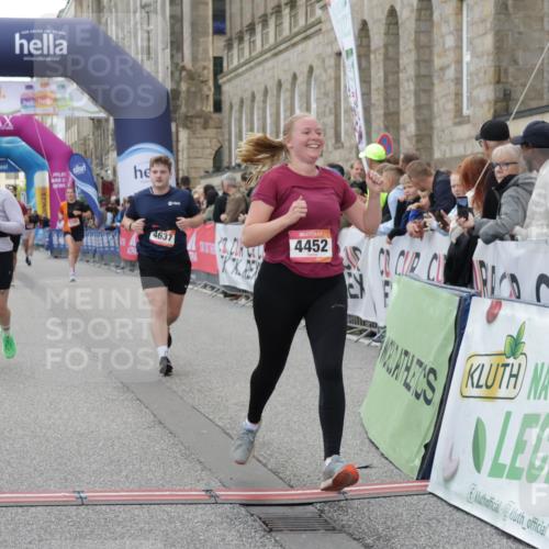 06.09.2026 - CURREX Alsterlauf Yannick Fuchs http://msf.ph/oto/10225401 06.09.2026 10:14:16 Ziel 2800, 3039, 3494, 3864, 3986, 4109, 4253, 4452, 4637, 5183, 5475, 5506 meine-sportfotos.de