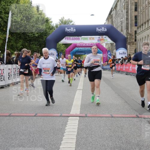 06.09.2026 - CURREX Alsterlauf Yannick Fuchs http://msf.ph/oto/10225409 06.09.2026 10:14:18 Ziel 2800, 3039, 3418, 3494, 3513, 3864, 3986, 4109, 4452, 4637, 5183, 5363, 5475, 5506, 6052 meine-sportfotos.de