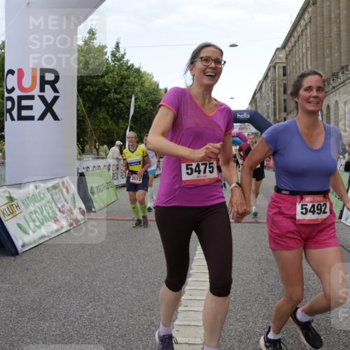 06.09.2026 - CURREX Alsterlauf Yannick Fuchs http://msf.ph/oto/10225426 06.09.2026 10:14:22 Ziel 3039, 3418, 3513, 3864, 3986, 4196, 4205, 4452, 4637, 5002, 5183, 5255, 5363, 5395, 5449, 5475, 6052 meine-sportfotos.de