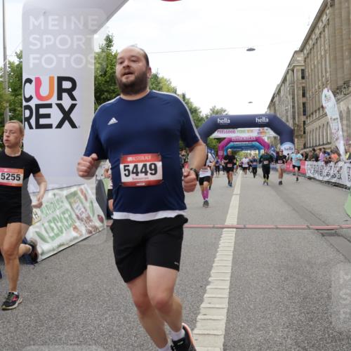 06.09.2026 - CURREX Alsterlauf Yannick Fuchs http://msf.ph/oto/10225444 06.09.2026 10:14:27 Ziel 2138, 2384, 3418, 3513, 3829, 4036, 4196, 4205, 4885, 5002, 5183, 5255, 5363, 5395, 5449, 5475, 6052, 6444 meine-sportfotos.de