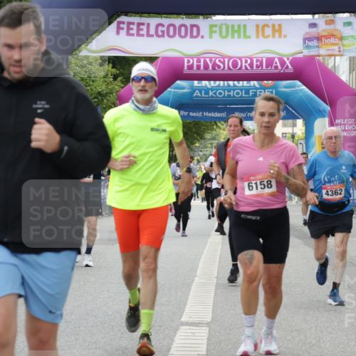 06.09.2026 - CURREX Alsterlauf Yannick Fuchs http://msf.ph/oto/10225488 06.09.2026 10:14:38 Ziel 2138, 2384, 2421, 2644, 3624, 3829, 3907, 4362, 4677, 4683, 5310, 5965, 6158 meine-sportfotos.de