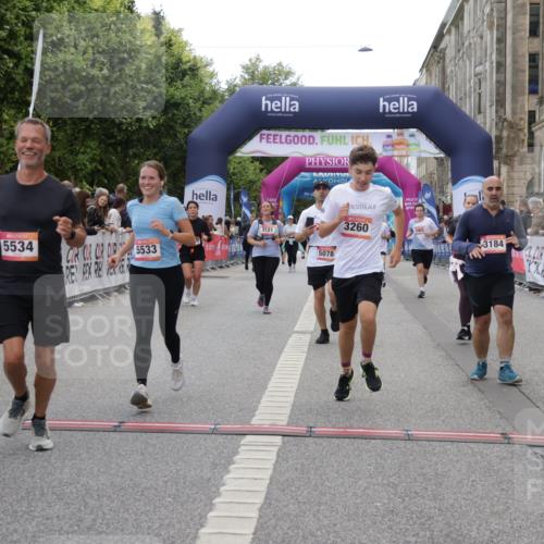06.09.2026 - CURREX Alsterlauf Yannick Fuchs http://msf.ph/oto/10225516 06.09.2026 10:14:46 Ziel 3121, 3184, 3260, 3624, 3907, 4362, 4649, 4677, 5078, 5533, 5534, 5965, 6015, 6053, 6158, 6332 meine-sportfotos.de