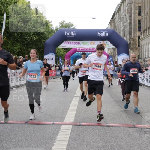 06.09.2026 - CURREX Alsterlauf Yannick Fuchs http://msf.ph/oto/10225517 06.09.2026 10:14:46 Ziel 3121, 3184, 3260, 3624, 3907, 4362, 4649, 4677, 5078, 5533, 5534, 5965, 6015, 6053, 6158, 6332 meine-sportfotos.de