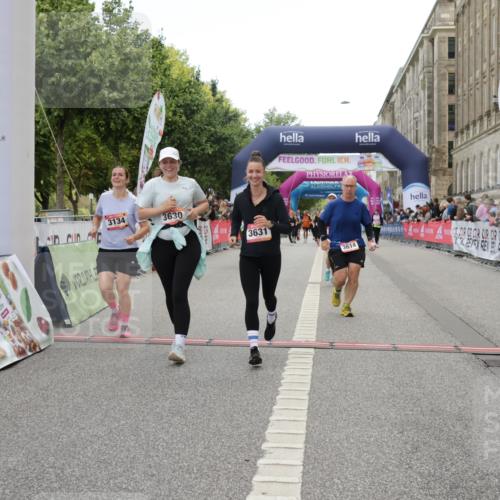 06.09.2026 - CURREX Alsterlauf Yannick Fuchs http://msf.ph/oto/10225575 06.09.2026 10:14:59 Ziel 2860, 3134, 3614, 3630, 3631, 4281, 4488, 4528, 5036, 5616, 5802, 5896, 8081 meine-sportfotos.de