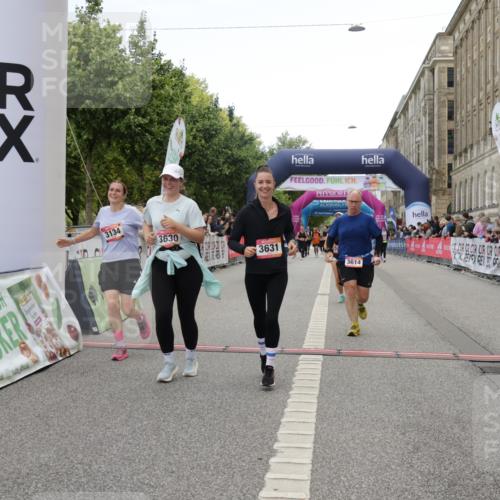 06.09.2026 - CURREX Alsterlauf Yannick Fuchs http://msf.ph/oto/10225577 06.09.2026 10:15:00 Ziel 2860, 3134, 3614, 3630, 3631, 4281, 4488, 4528, 5036, 5616, 5896, 8081 meine-sportfotos.de