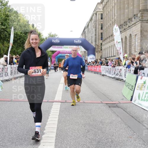 06.09.2026 - CURREX Alsterlauf Yannick Fuchs http://msf.ph/oto/10225580 06.09.2026 10:15:01 Ziel 2860, 3134, 3614, 3630, 3631, 4281, 4488, 4497, 4528, 5036, 5616, 5896, 8081 meine-sportfotos.de
