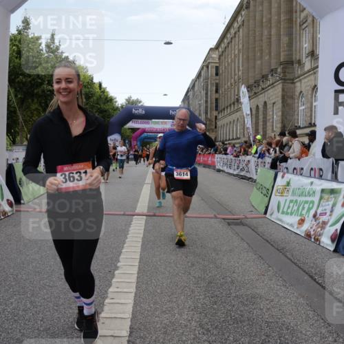 06.09.2026 - CURREX Alsterlauf Yannick Fuchs http://msf.ph/oto/10225584 06.09.2026 10:15:01 Ziel 2860, 3134, 3614, 3630, 3631, 4281, 4488, 4497, 4528, 5036, 5616, 5896, 8081 meine-sportfotos.de