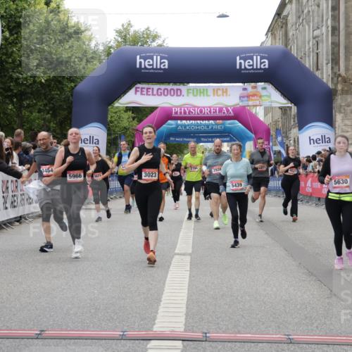 06.09.2026 - CURREX Alsterlauf Yannick Fuchs http://msf.ph/oto/10225605 06.09.2026 10:15:08 Ziel 2789, 2860, 2938, 3023, 3027, 3454, 3614, 4497, 5439, 5630, 5966, 8081 meine-sportfotos.de