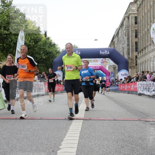 06.09.2026 - CURREX Alsterlauf Yannick Fuchs http://msf.ph/oto/10225628 06.09.2026 10:15:15 Ziel 2621, 2737, 2789, 2794, 2871, 2938, 3023, 3027, 3302, 3454, 3627, 4640, 4645, 5439, 5457, 5630, 5931, 5966, 6408 meine-sportfotos.de