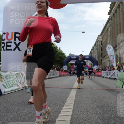 06.09.2026 - CURREX Alsterlauf Yannick Fuchs http://msf.ph/oto/10225645 06.09.2026 10:15:19 Ziel 2621, 2737, 2794, 2871, 2938, 3027, 3302, 3627, 4640, 4645, 5457, 5632, 5931, 6288, 6408 meine-sportfotos.de