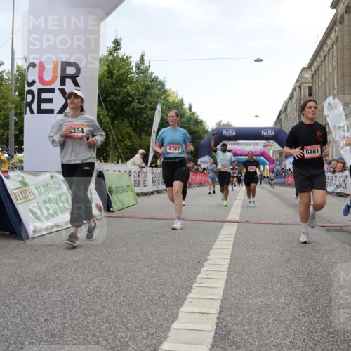 06.09.2026 - CURREX Alsterlauf Yannick Fuchs http://msf.ph/oto/10225654 06.09.2026 10:15:32 Ziel 2503, 2690, 3188, 3456, 3834, 4085, 4354, 4392, 5147, 5187, 5762, 5797, 6189, 6205, 6336, 6347, 6461 meine-sportfotos.de