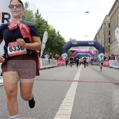 06.09.2026 - CURREX Alsterlauf Yannick Fuchs http://msf.ph/oto/10225681 06.09.2026 10:15:38 Ziel 2690, 3456, 3741, 4085, 4354, 4392, 5147, 5762, 6189, 6336, 6347, 6461 meine-sportfotos.de