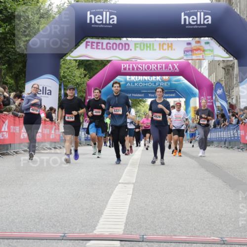 06.09.2026 - CURREX Alsterlauf Yannick Fuchs http://msf.ph/oto/10225682 06.09.2026 10:15:39 Ziel 2690, 3456, 3741, 4085, 4392, 5147, 5762, 6189, 6336, 6347 meine-sportfotos.de