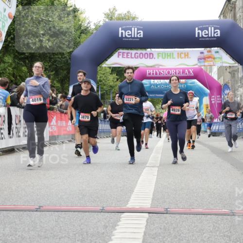 06.09.2026 - CURREX Alsterlauf Yannick Fuchs http://msf.ph/oto/10225694 06.09.2026 10:15:41 Ziel 3456, 3741, 3870, 4600, 4926, 5147, 5221, 5762, 6189, 6336, 6347 meine-sportfotos.de