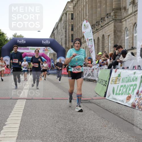 06.09.2026 - CURREX Alsterlauf Yannick Fuchs http://msf.ph/oto/10225700 06.09.2026 10:15:43 Ziel 1003, 2408, 2558, 2559, 3741, 3870, 4600, 4926, 5147, 5221, 6022, 6097, 6189, 6336 meine-sportfotos.de