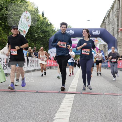 06.09.2026 - CURREX Alsterlauf Yannick Fuchs http://msf.ph/oto/10225704 06.09.2026 10:15:44 Ziel 1003, 2408, 2558, 2559, 3741, 3870, 4600, 4926, 5221, 6022, 6097, 6336 meine-sportfotos.de
